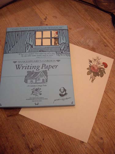 Shakespeare's Garden Writing Paper